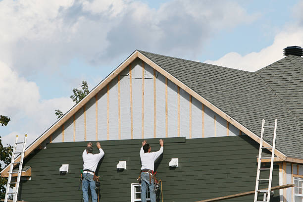Professional Vinyl Siding technician working in Stoneville, NC